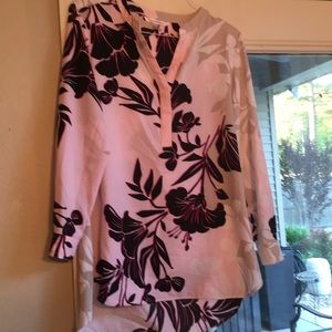 Peter Nygard blouse